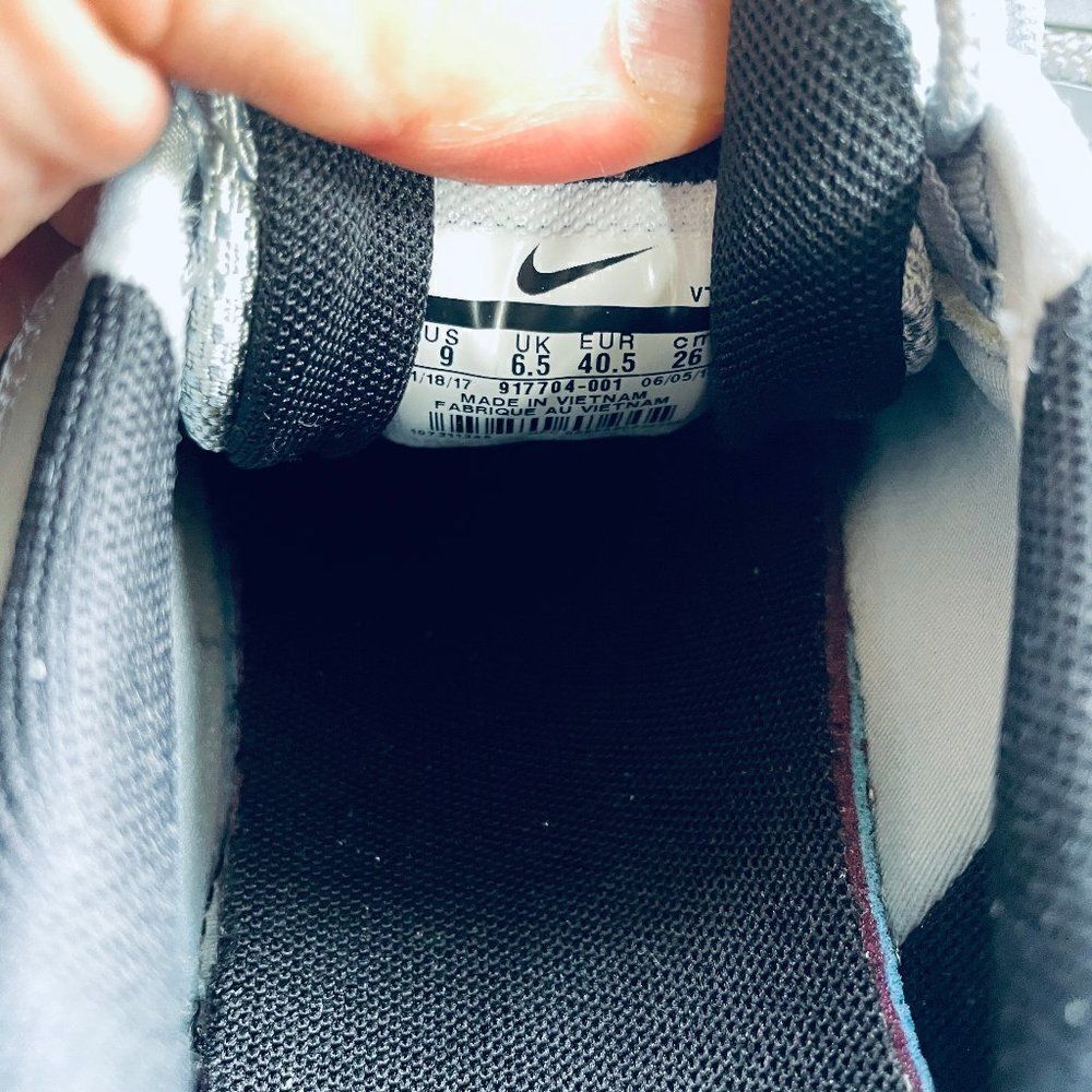 Mint Condition NIKE AIR MAX 97 Silver Bullet 9 US - Picture 11 of 16